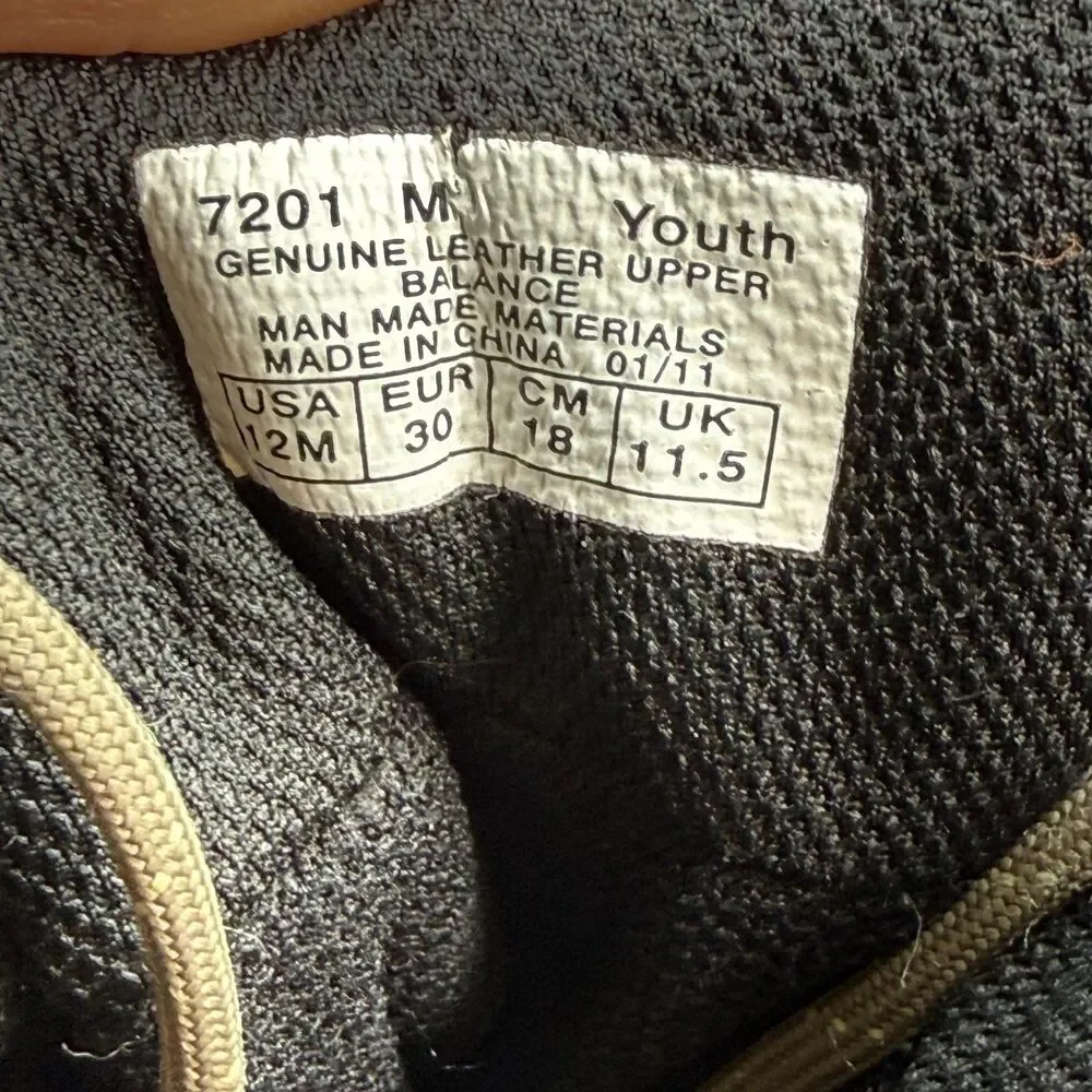 Vasque Breeze 7201 Youth Kids 12 Brown Leather Waterproof Hiking Trail Boots